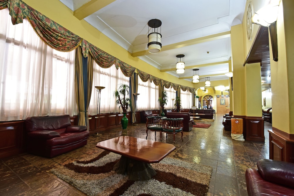Grand Imperial Hotel 46/51