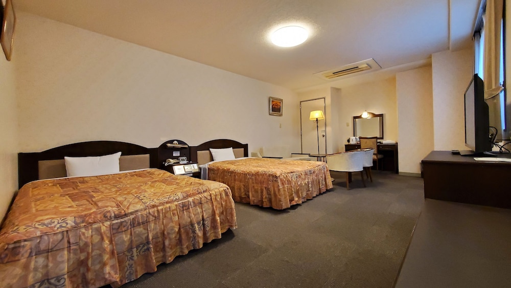 Nobeoka Urban Hotel 10/33