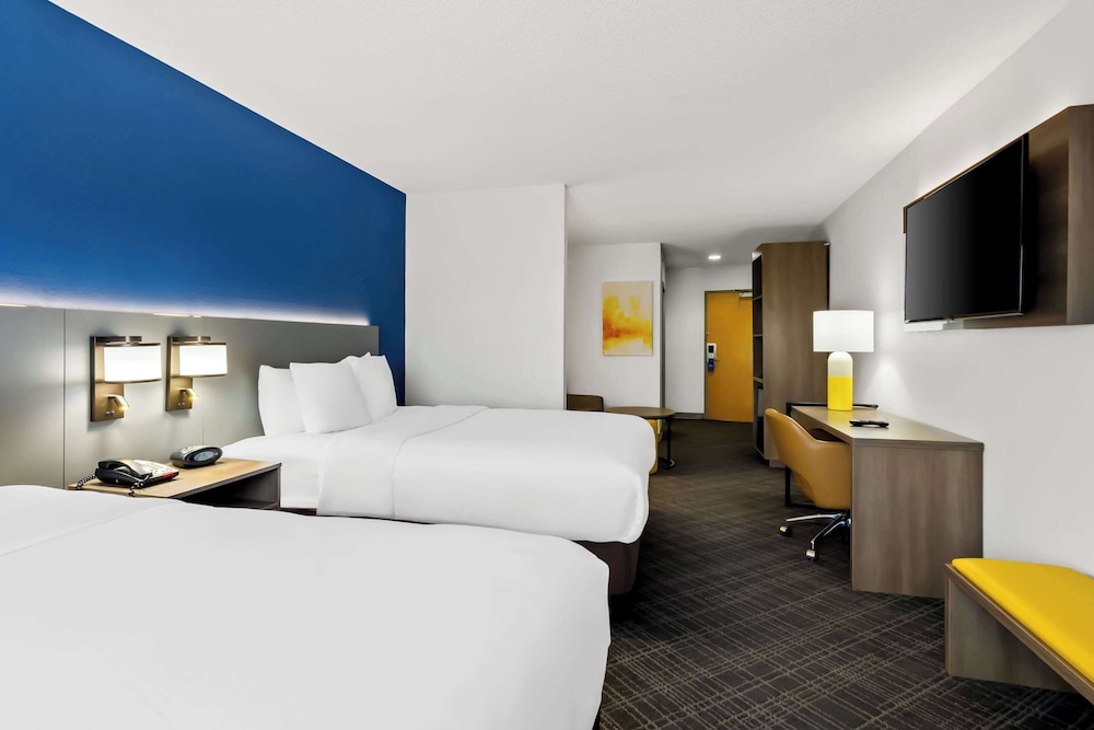 Suite, 2 Queen Beds