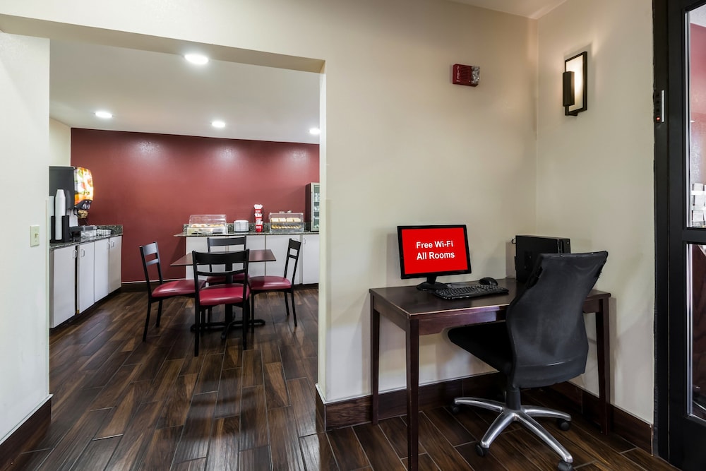 Red Roof Inn Murfreesboro 27/36