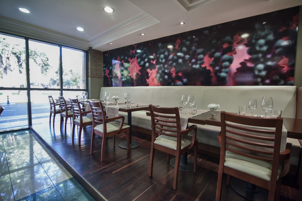 Portal Plaza Suites 41/50