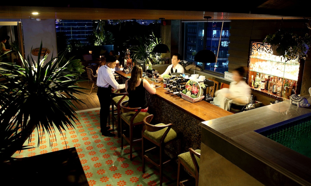 Au Lac Center Hotel 32/50