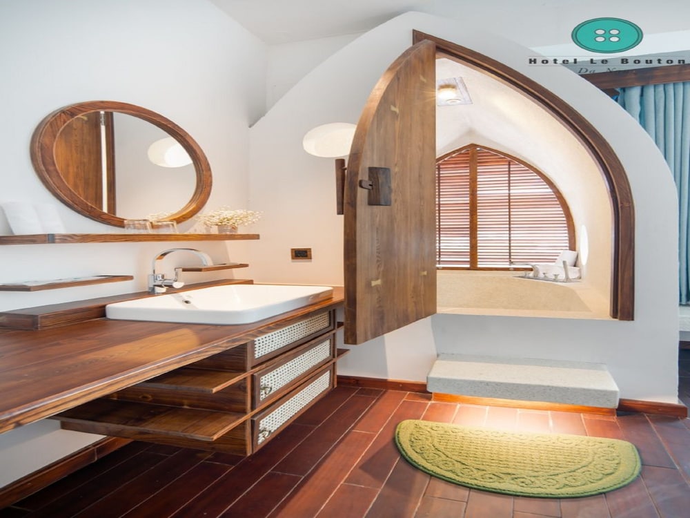 Hotel Le Bouton 49/49