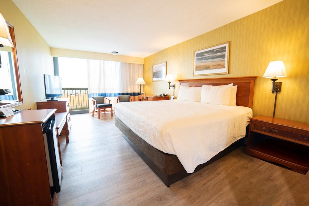 The Oceanfront Inn 10/42