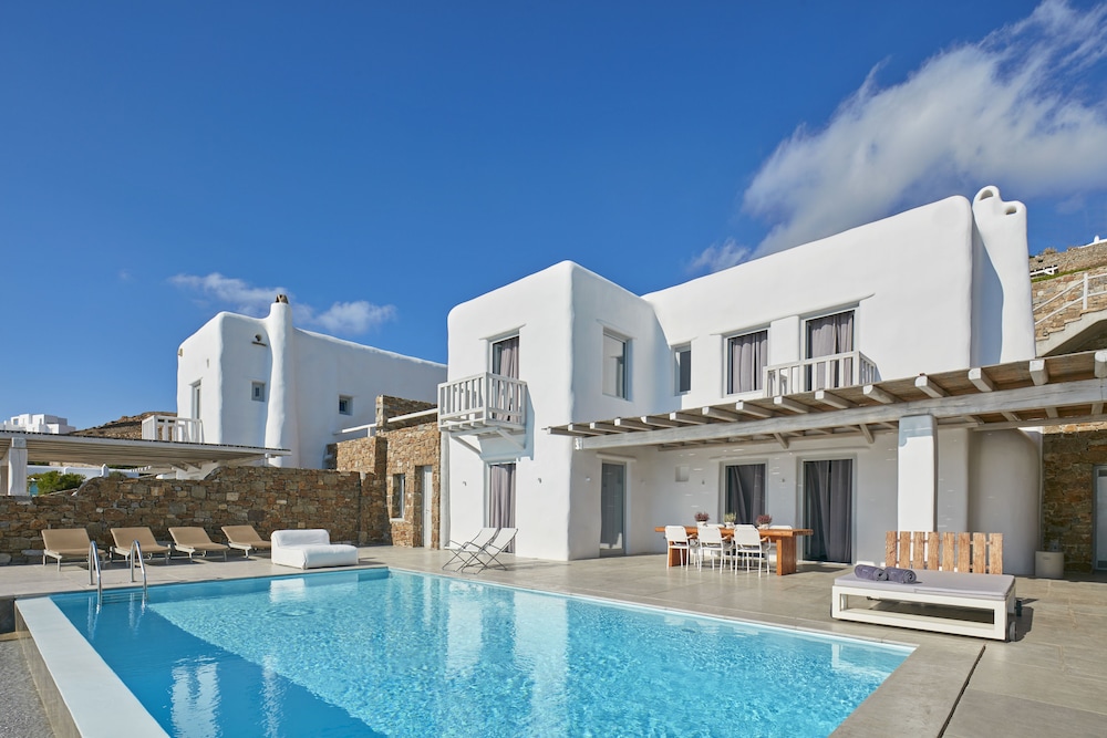 AMMOS VILLAS IN HOULAKIA 31/37