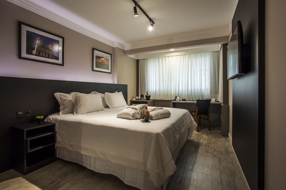 Hotel Santa Inn 20/67