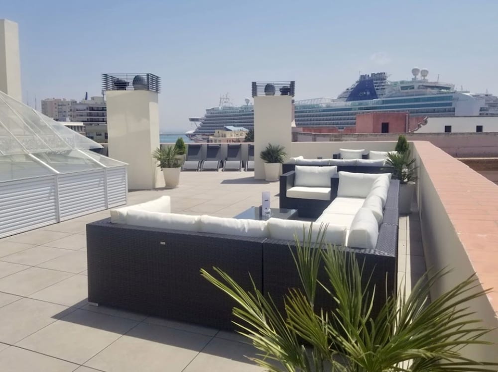 Plazuela del Carbon Suites 50/57