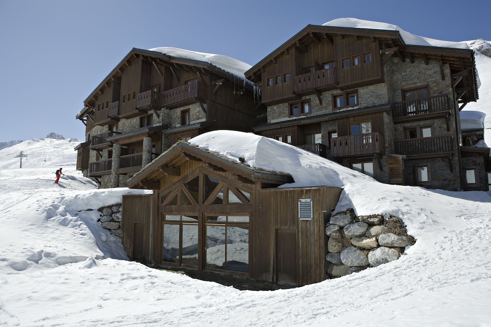 Hotel Les Suites Du Montana 52/59