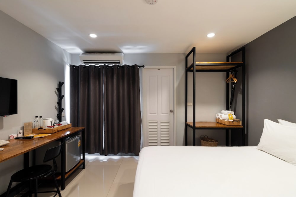 SUPERIOR, DOUBLE BED