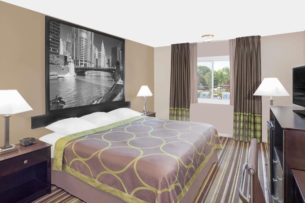 غرفة قياسية بسرير كينج للمدخنين