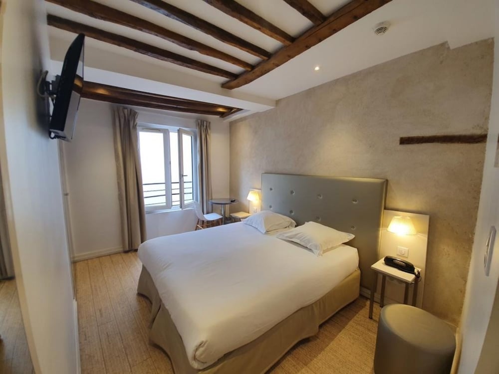 SUPERIOR, DOUBLE BED