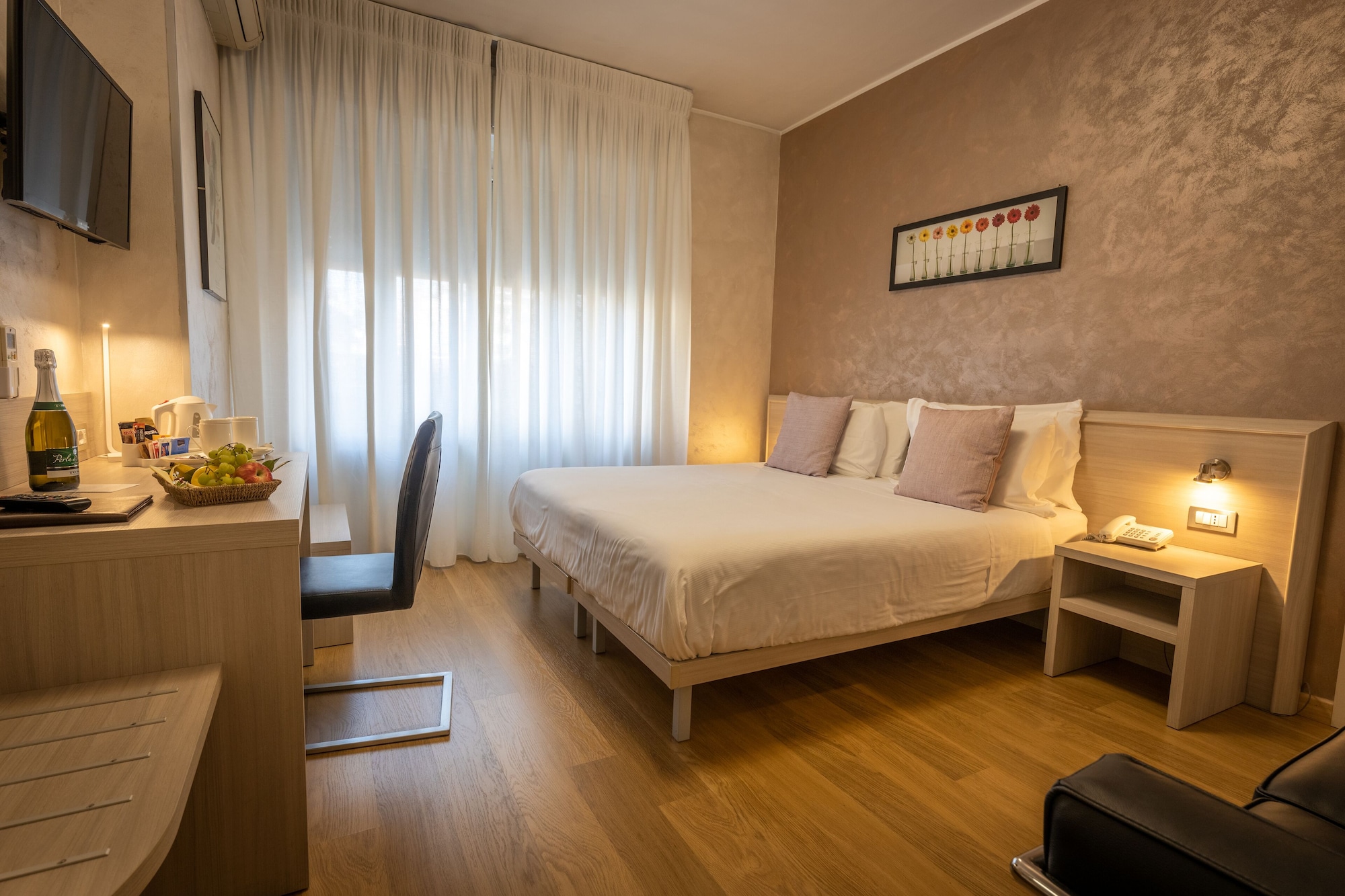 Comfort, Twin Beds, Lis Hotel 5/10