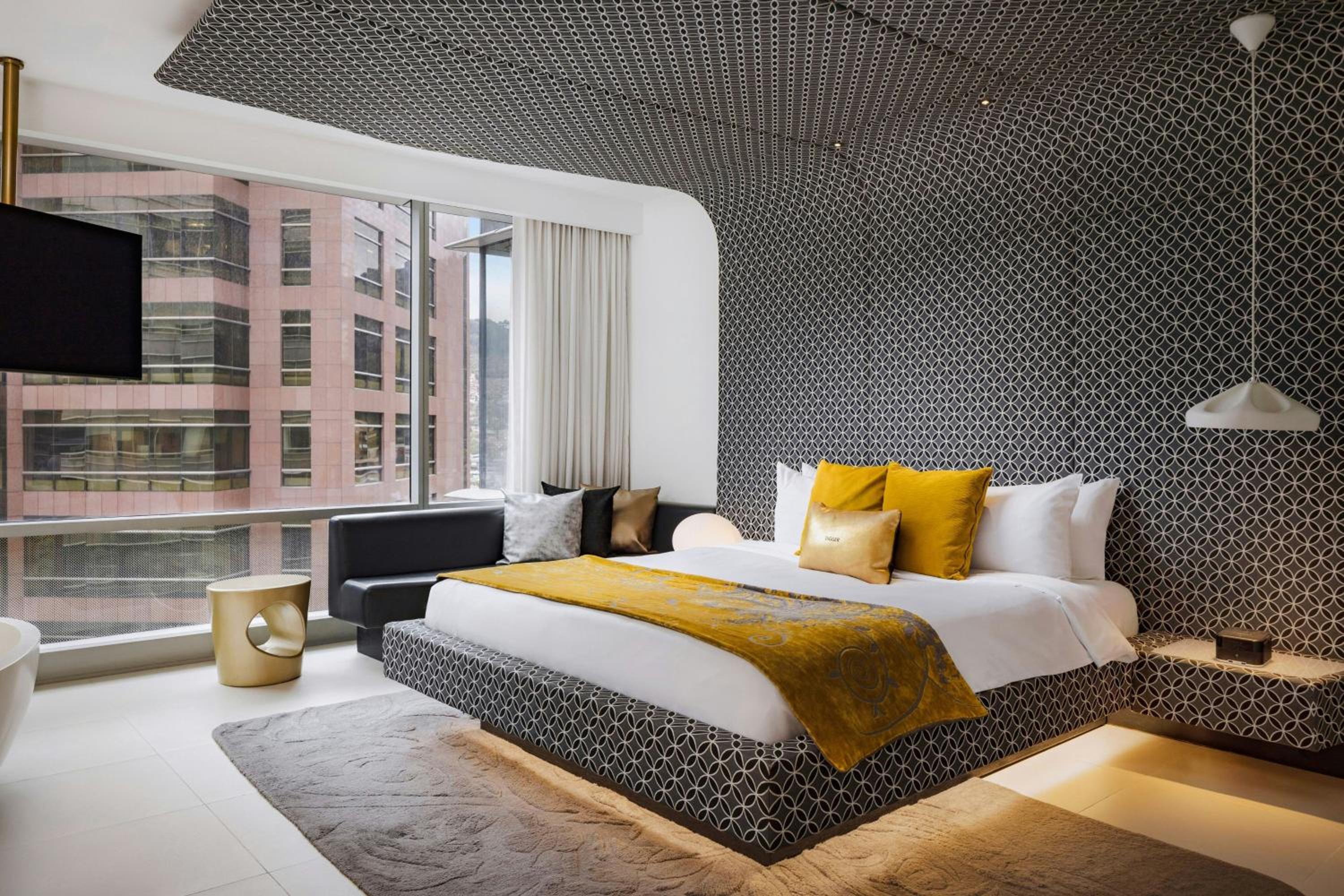 1 Bedroom, Loft, Supreme, Junior Suite, King Bed