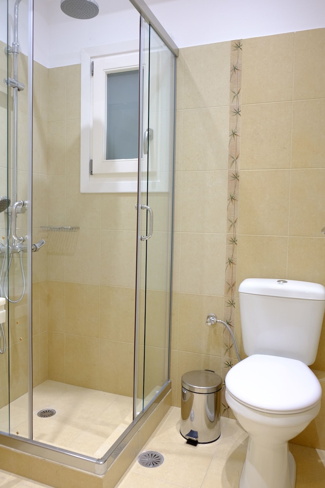 VALEA VILLA NAXOS 37/41