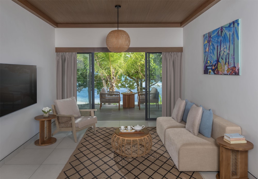 Avani Plus Barbarons Seychelles Resort 53/71