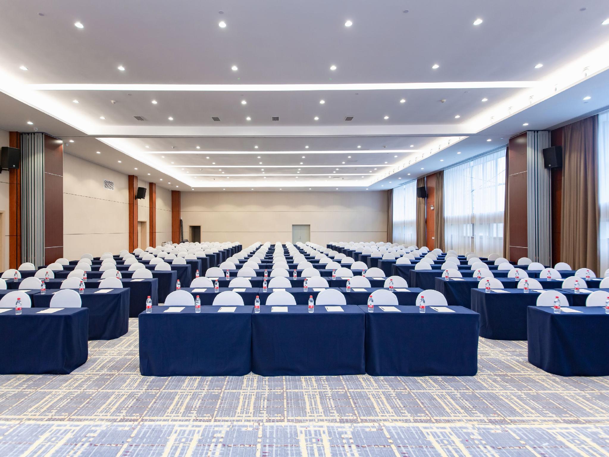 Vienna International Hotel (Optics Valley Plaza, Wuhan) 26/29