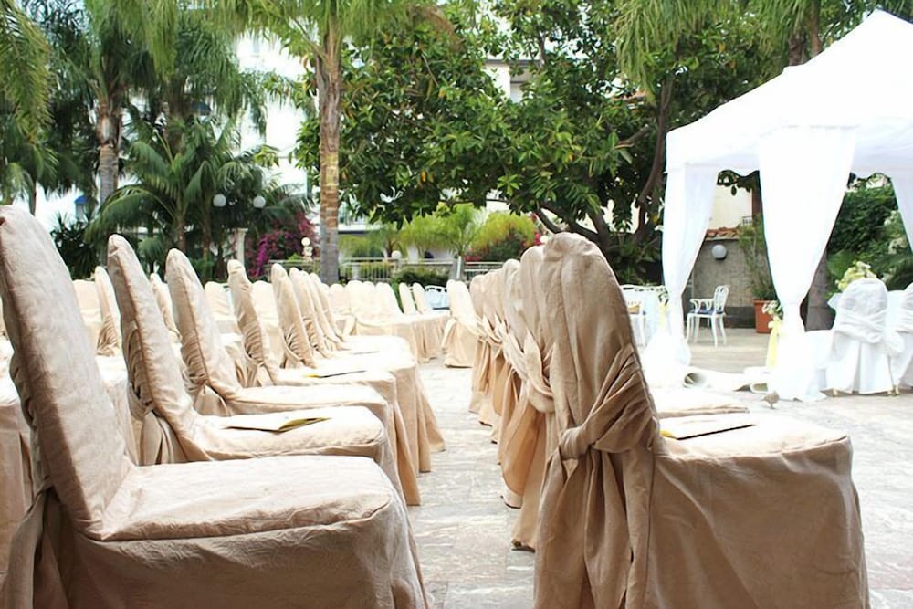 Sant Alphio Garden Hotel & Spa 56/64