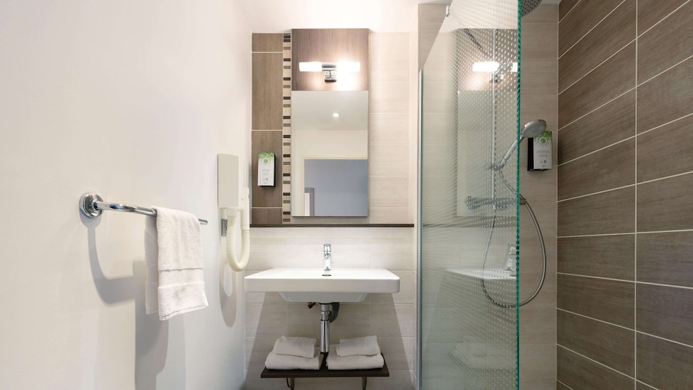 غرفة قياسية بسريرين منفصلين، Hotel Campanile Metz Nord - Talange 9/10