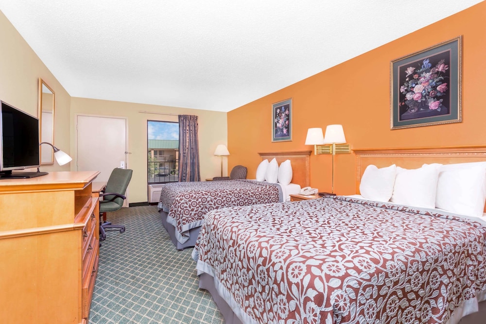 Days Inn By Wyndham Aiken - Interstate Hwy 20 20/32