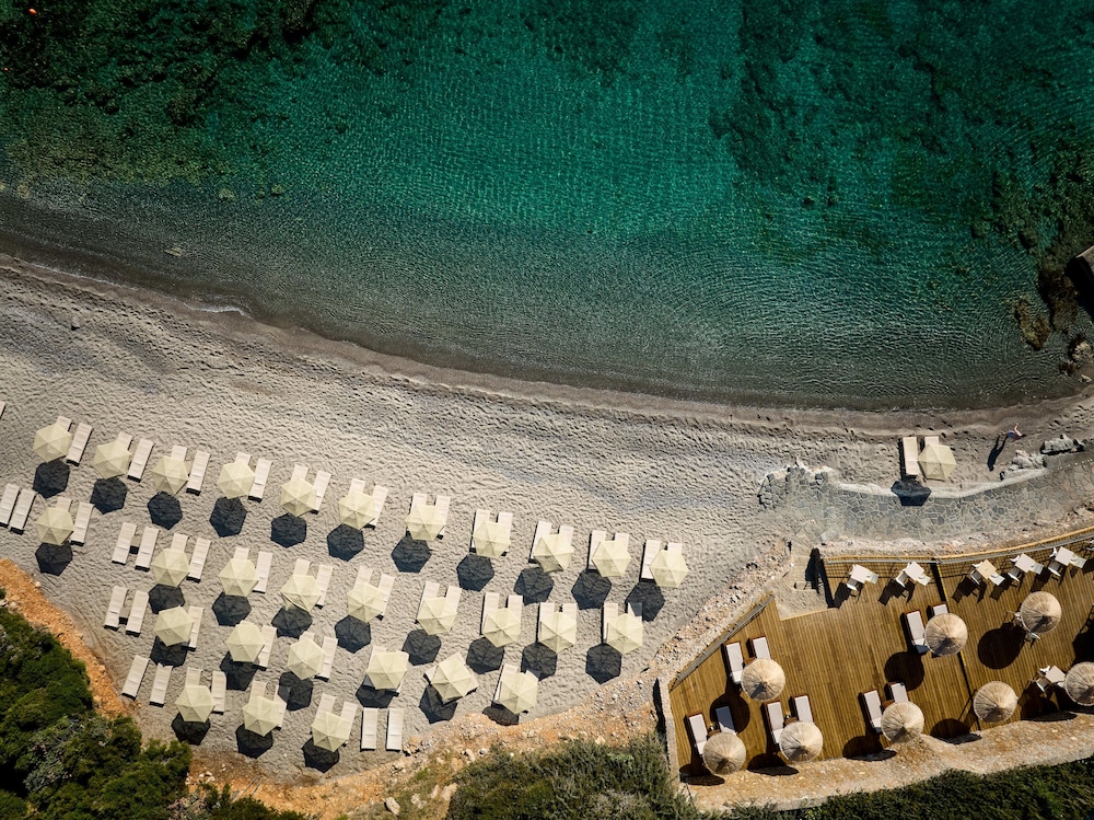 Blue Marine Resort and Spa 8/71