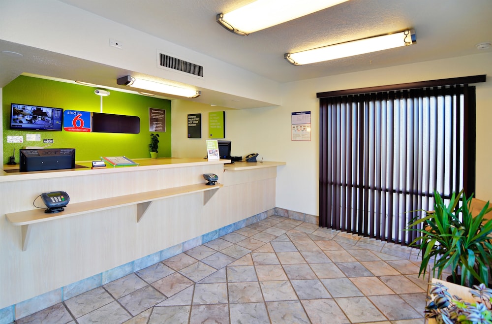 Studio6 Tucson, AZ - Irvington Road 11/60