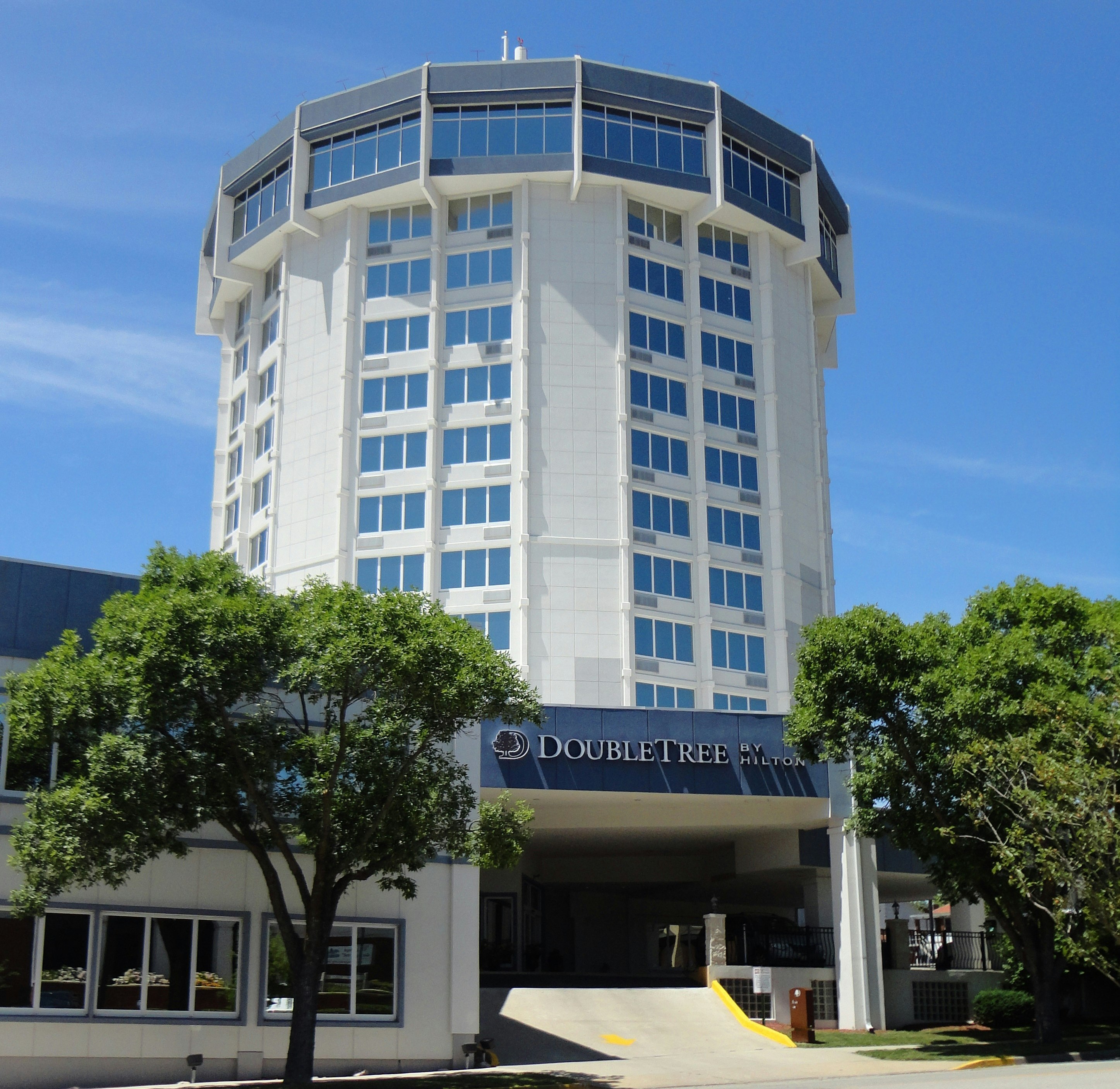 Doubletree By Hilton Jefferson 6/48