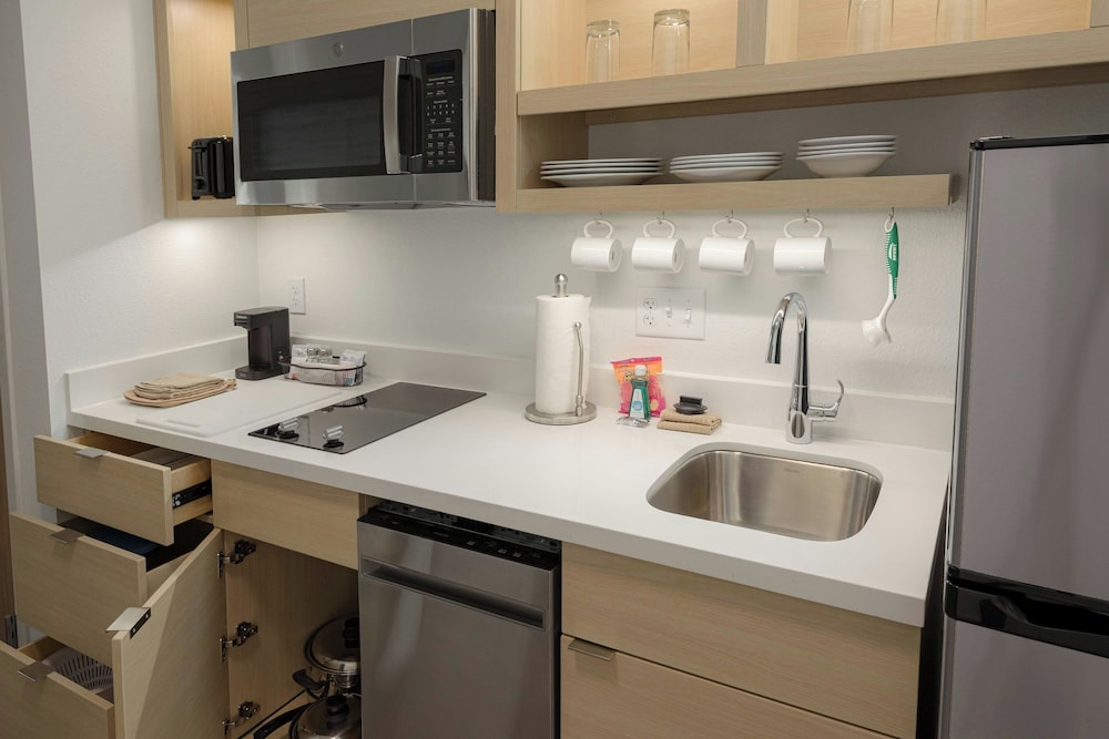 Towneplace Suites By Marriott Cincinnati Oakley 33/37