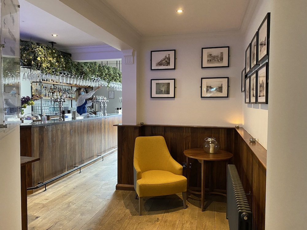 Craigiebield House Hotel 4/47