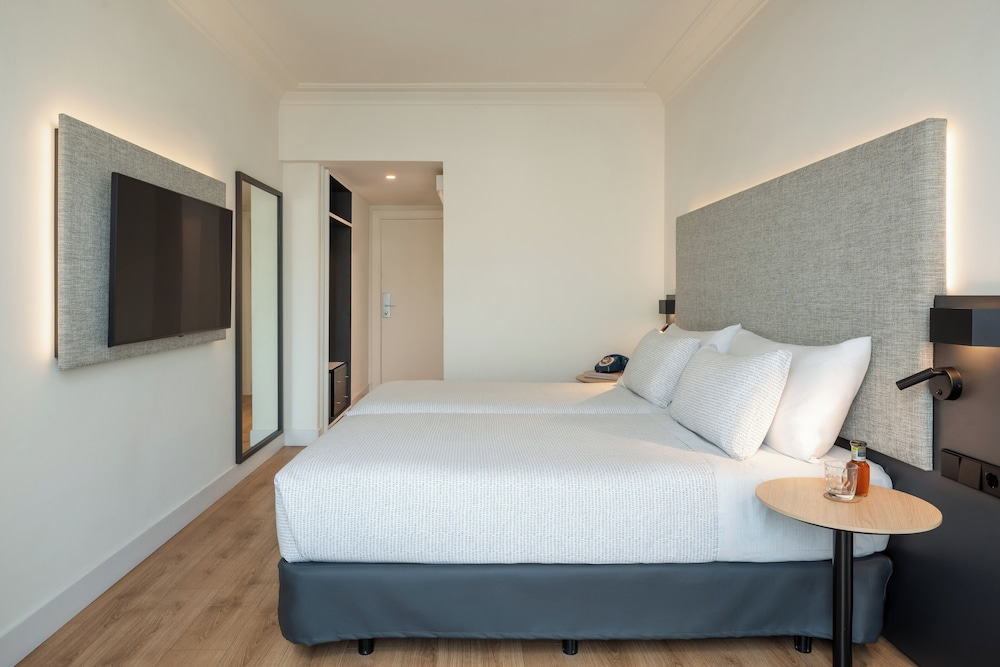 Innside, Double Bed، Hotel San Sebastian Orly, Affiliated by Melia 7/9