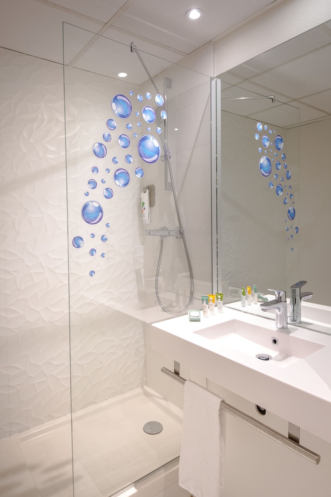 Ibis Styles Cannes Le Cannet 18/67