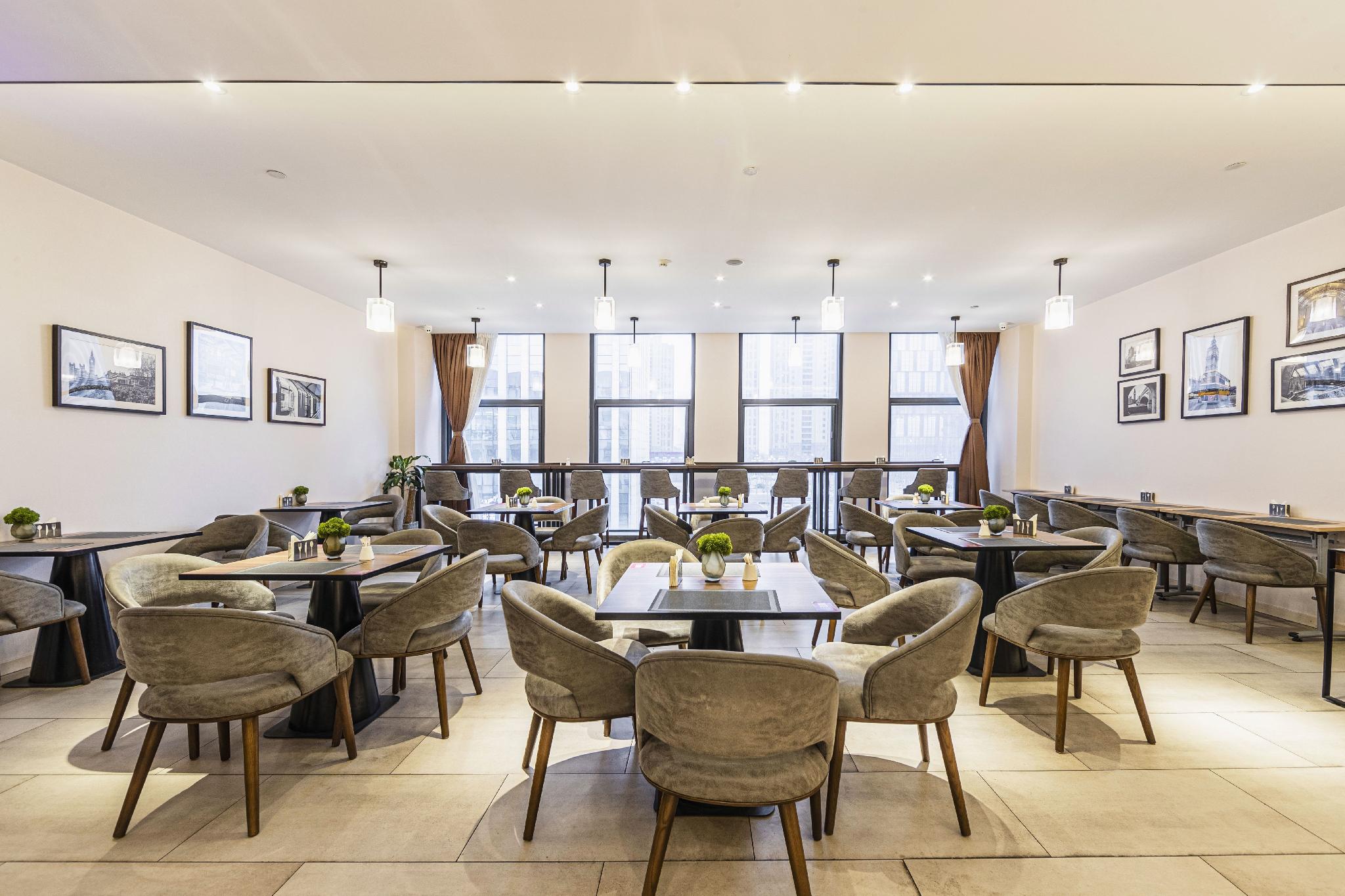 Home Inn Plus (Dongying Financial Port) 67/74