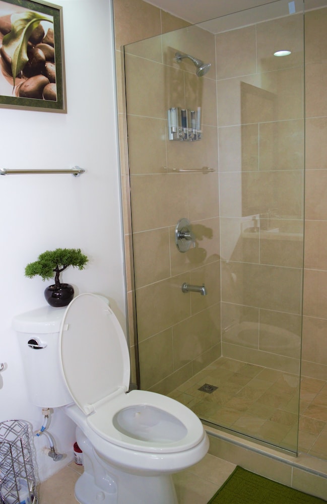 New Kingston Luxury Apt The Bromptons 22/22
