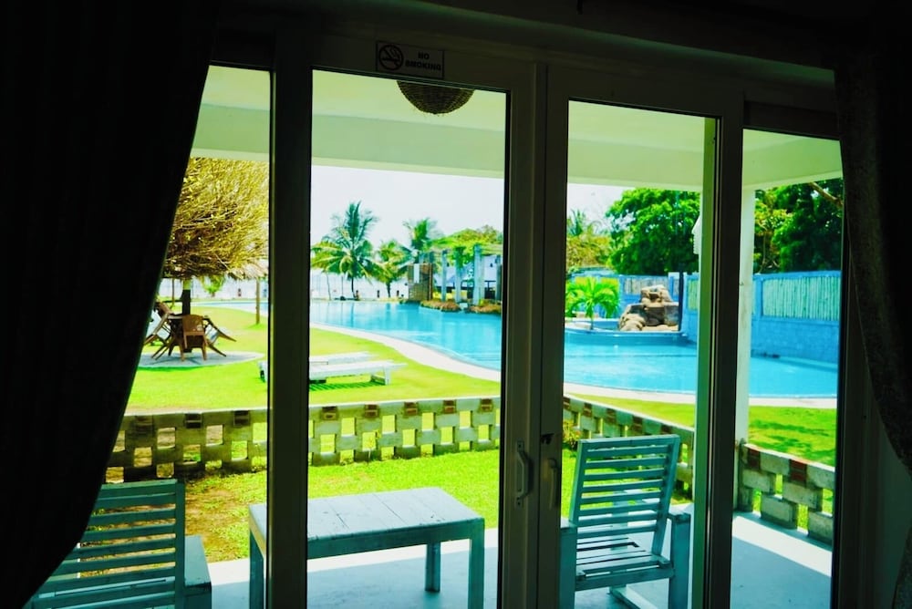 Amaluna Resorts 43/50