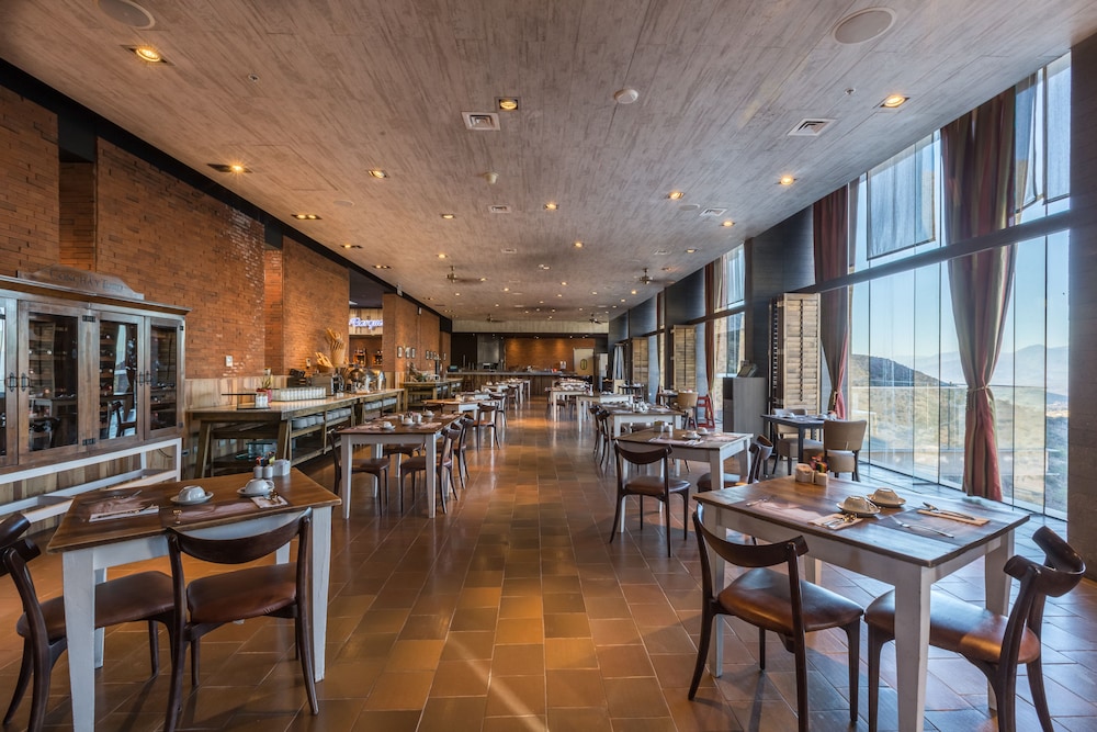 Enjoy Santiago Hotel Del Valle 37/58