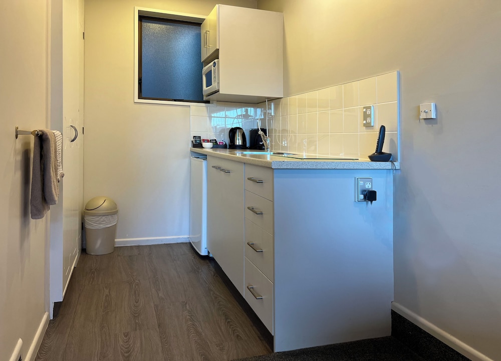 Strathern Motor Lodge 59/59