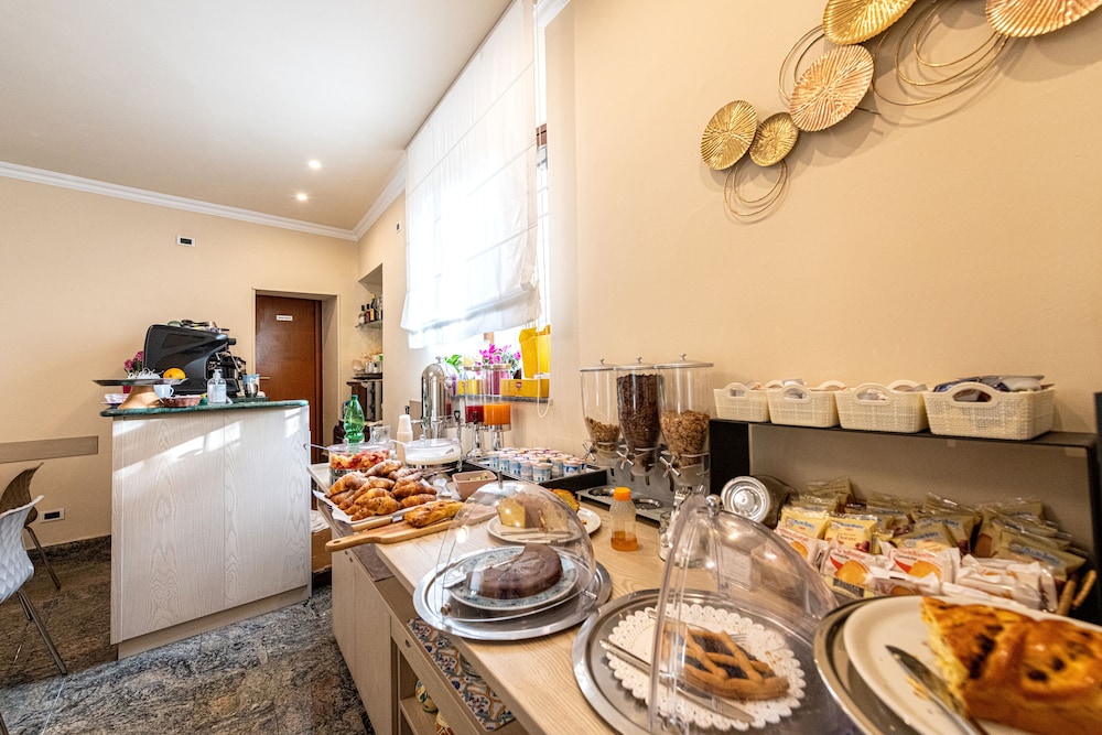 Hotel Corso 22/27