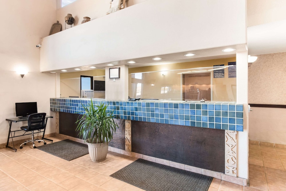 Rodeway Inn Gallup West NM 7/41