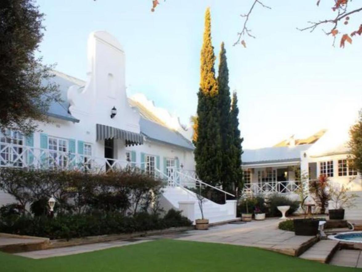 LaBelle Guest House 19/28