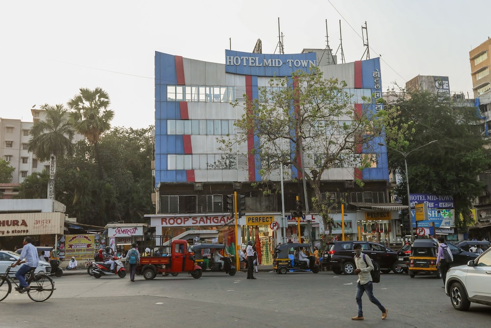 Hotel Midtown Andheri 29/34