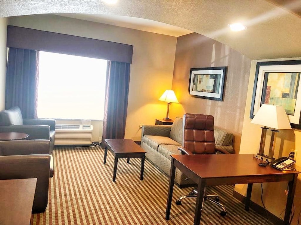 Spark by Hilton Missouri City 23/31