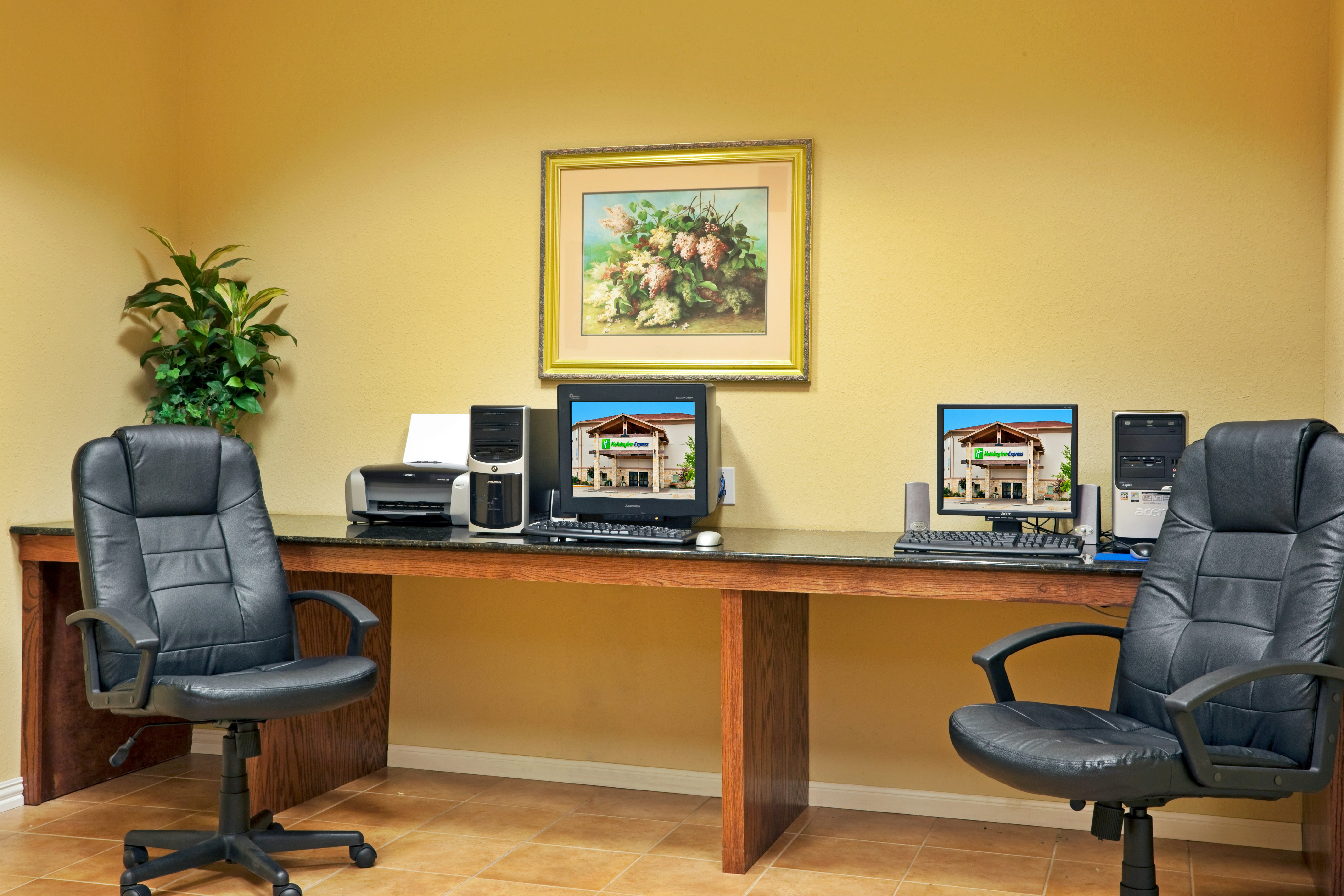 Holiday Inn Express Salado-Belton 39/45