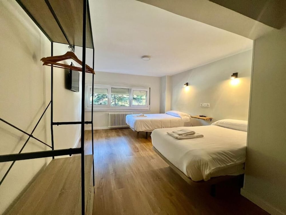 Mindanao Hostal 15/30