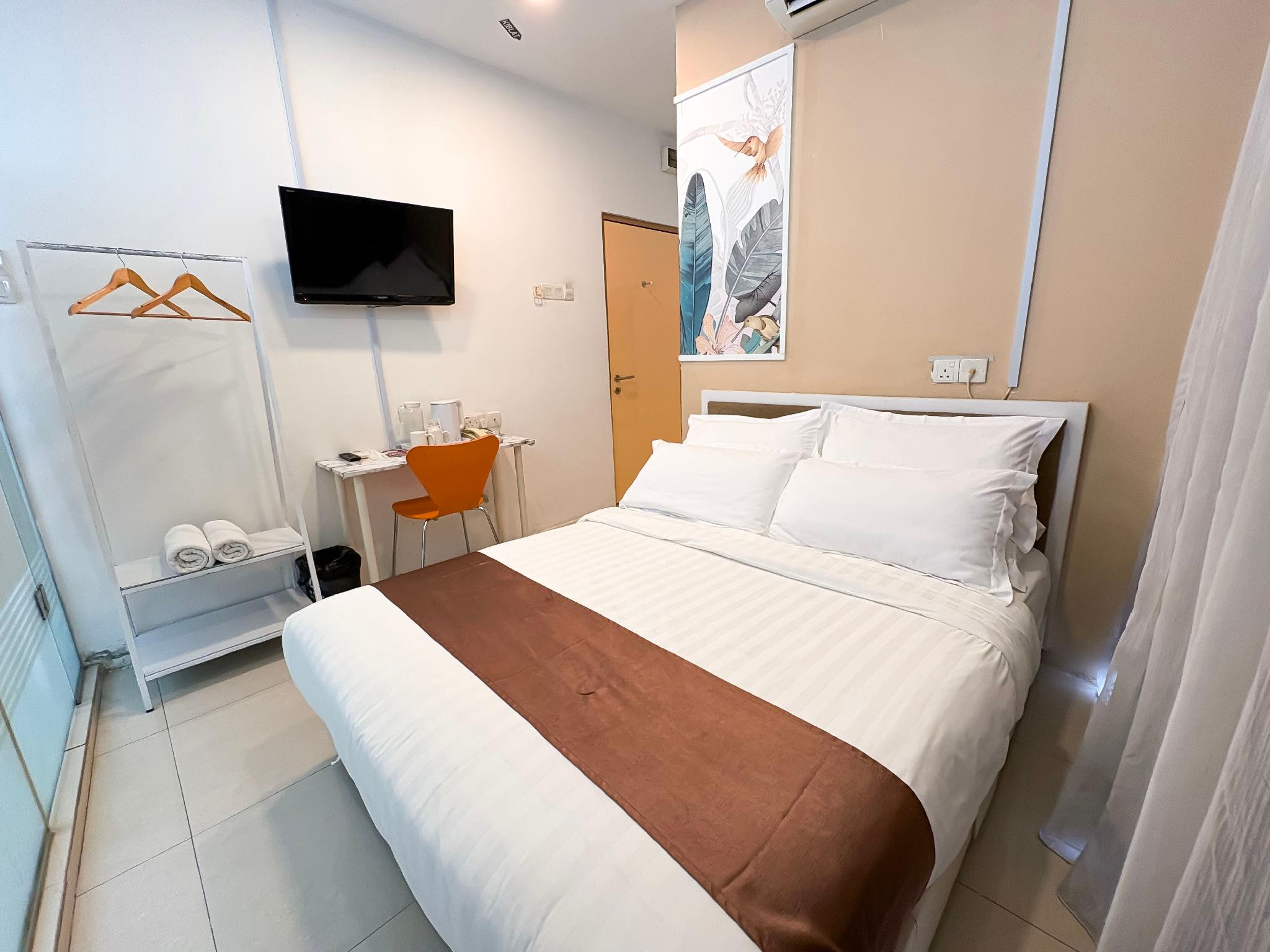 Standard, Double Bed