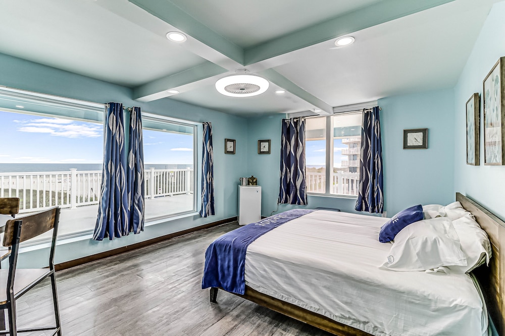Seaside Boutique Hotel, Waves At Your Doorstep 16/50