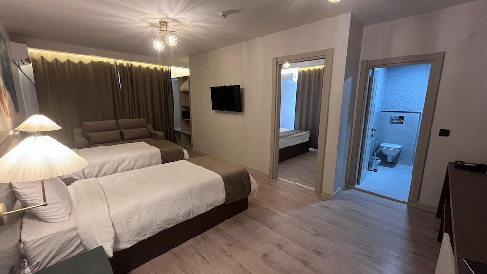 Sar-Per Suites & Hotel 6/31