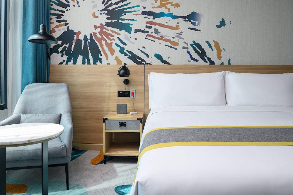 Holiday Inn Suites Siracha Laemchabang 64/78