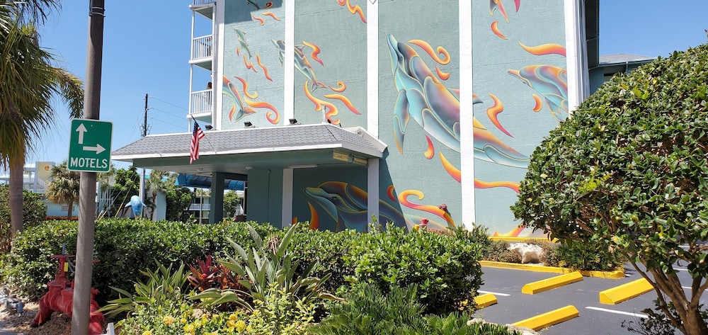 Clearwater Beach Hotel 5/50