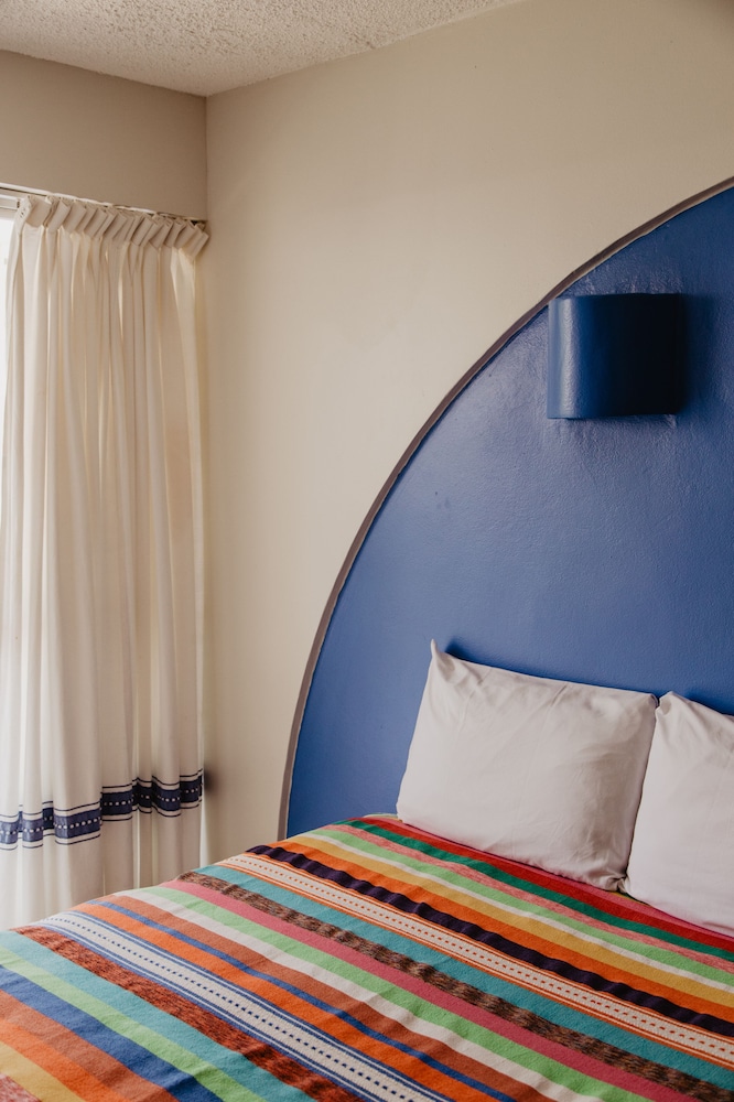 Hotel Suites Villasol 78/101