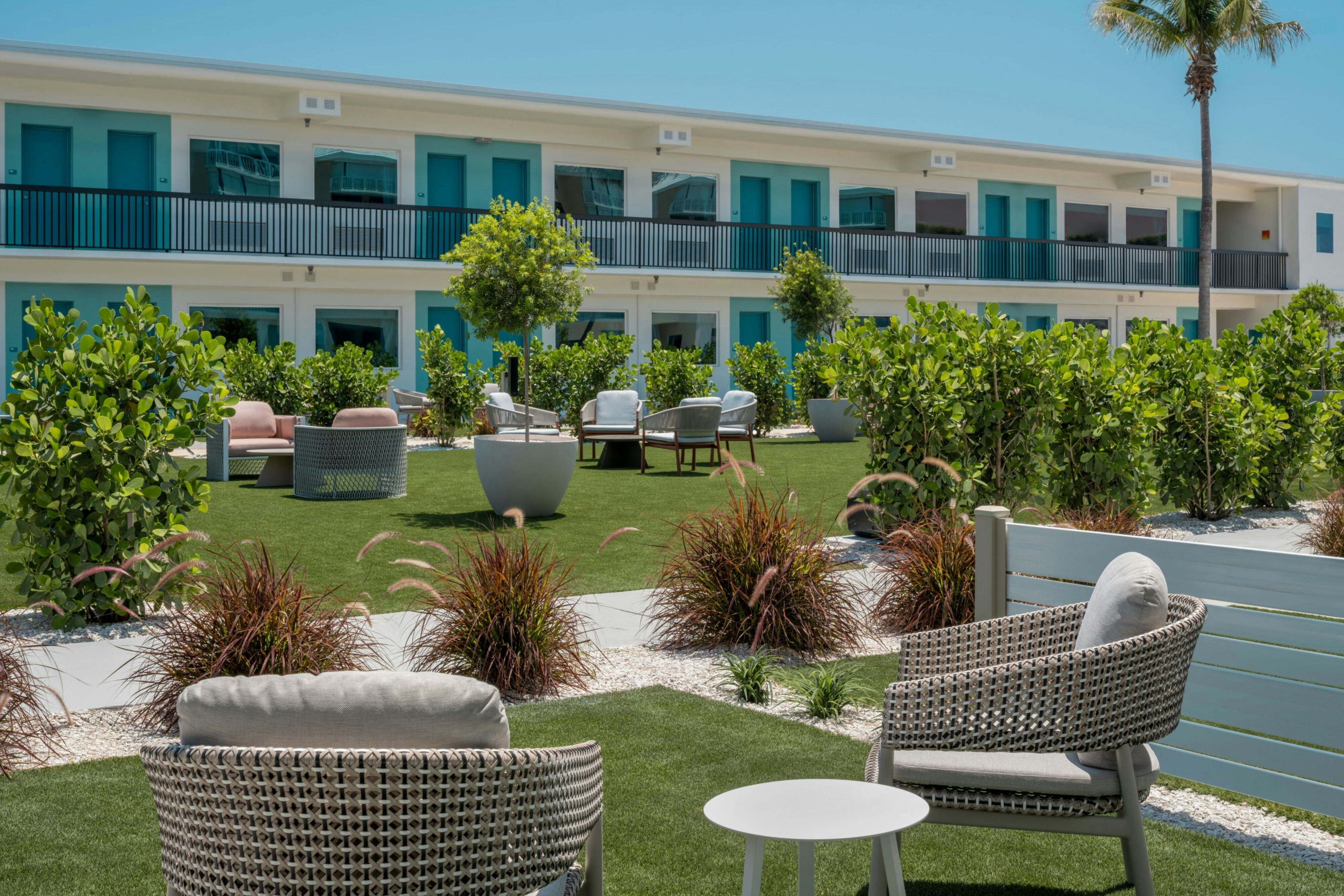 The Luce, St. Pete Beach, a Tribute Portfolio Hotel 35/35