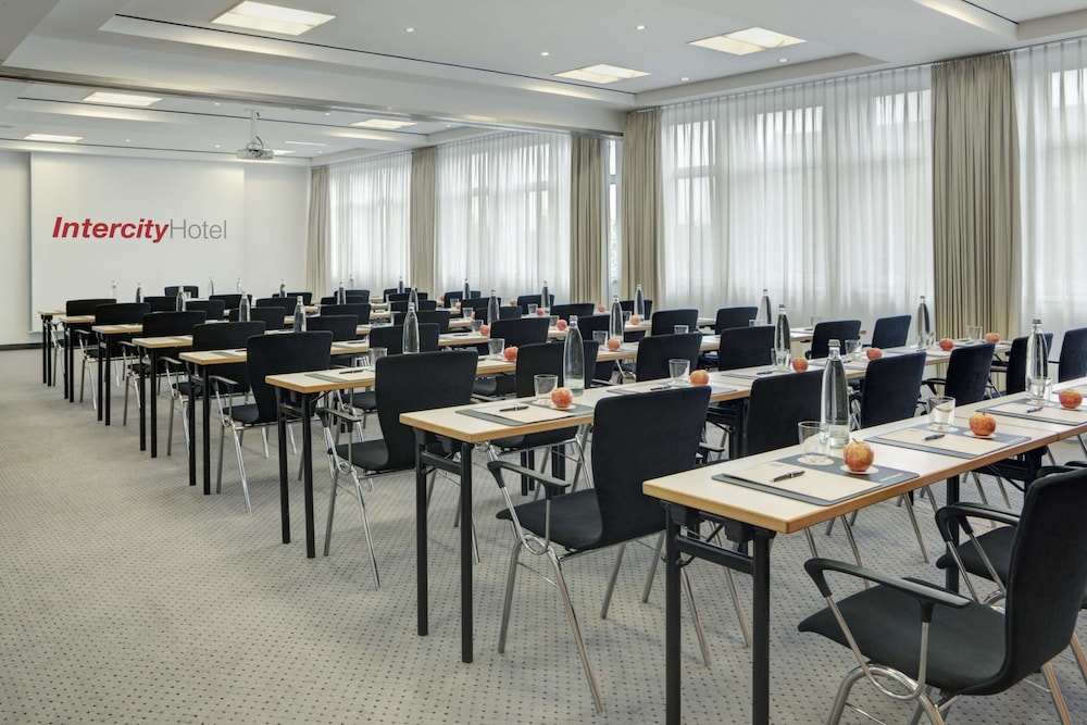 IntercityHotel Berlin Ostbahnhof 36/38
